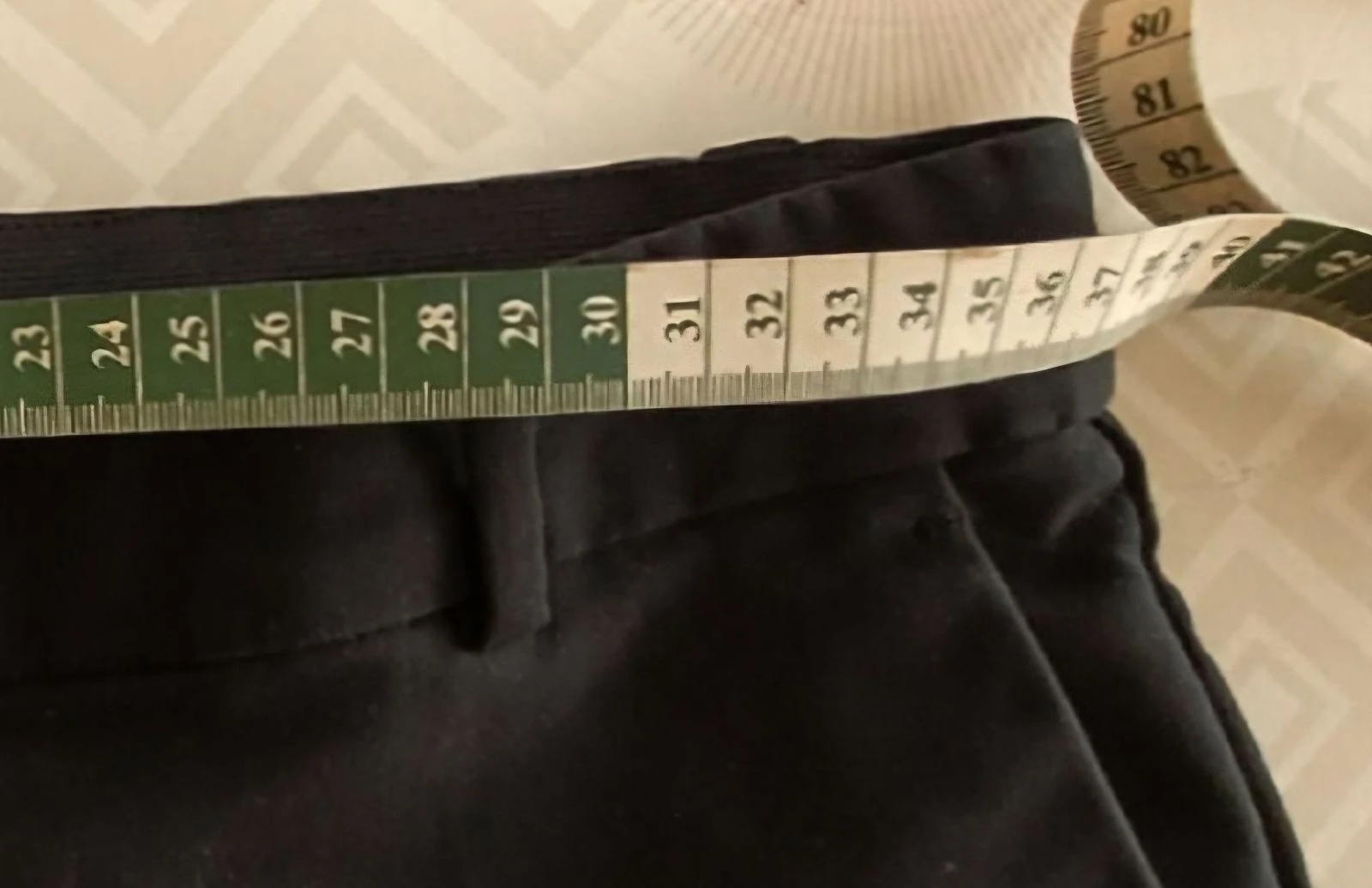 H&M Calça Preta TM/TFr38-Preta-Corte Justo e Cintura Elástica em BE – photo 9